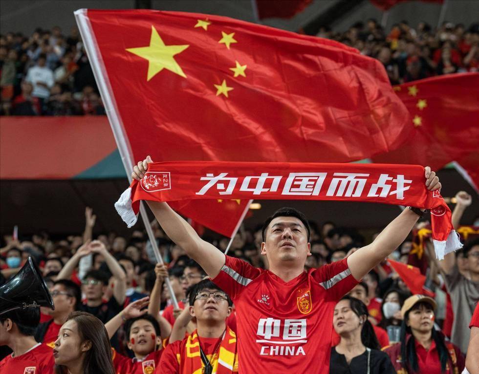 超此前都不 超此前都不